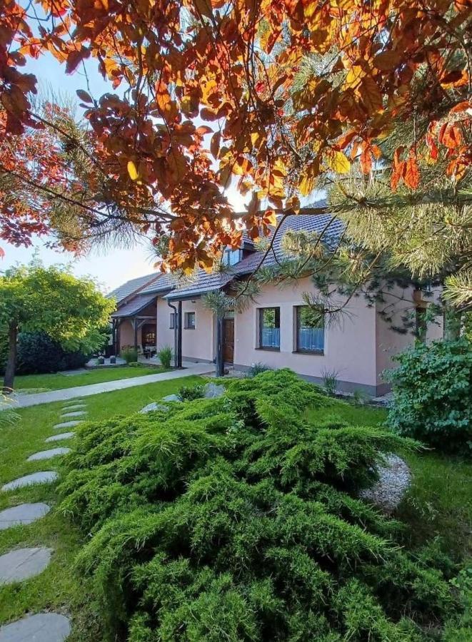 Ubytovani V Soukromi Na Sadove 906 - Valtice Exterior foto